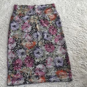 NWOT Lularoe Cassie Floral Skirt